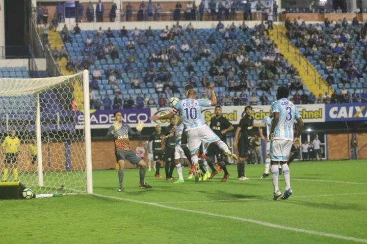 Botafogo arranca empate nos acréscimos com o Avaí-SC na Ressacada