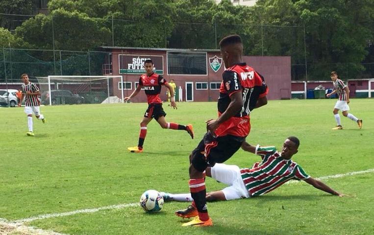 Tudo igual na 1ª partida da final da Taça Rio Sub-15