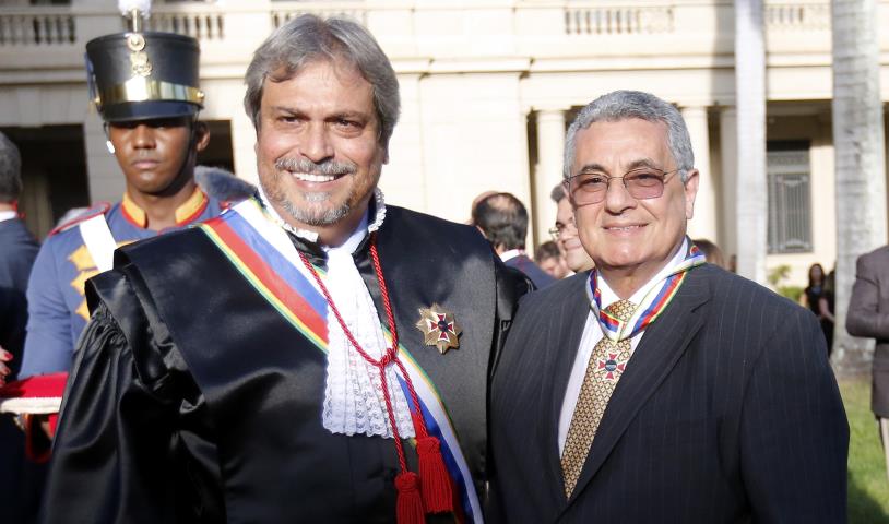 Presidente da FERJ recebe Comenda da Ordem do Mérito Judiciário