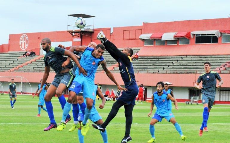 America e Bangu empatam em jogo-treino