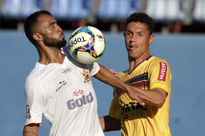 Madureira e Nova Iguaçu ficam no empate no Aniceto Moscoso