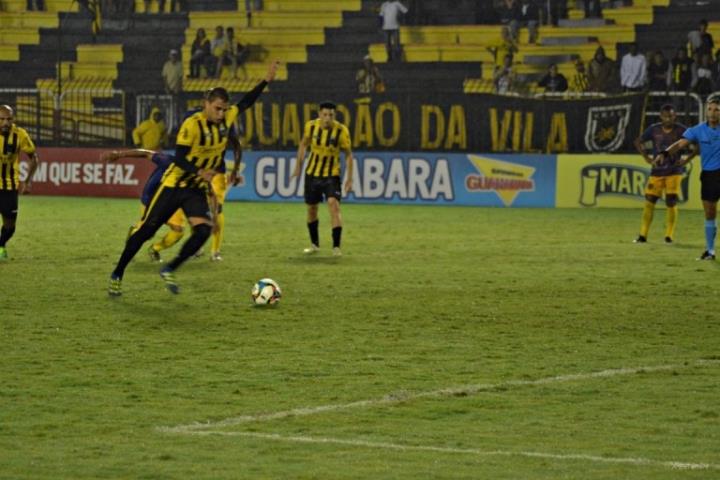 Voltaço supera o Madureira em jogo emocionante