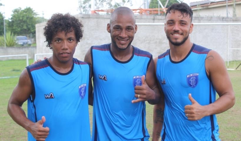 São Gonçalo EC apresenta trio para a Série B1