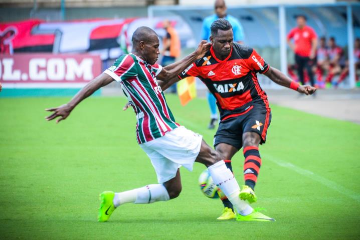 Fluminense e Flamengo ficam no empate em Cariacica-ES