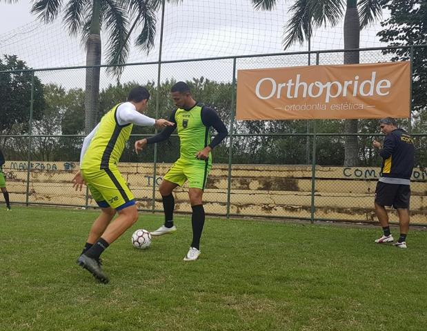 Luan e Márcio Araújo retornam aos treinamentos no Voltaço