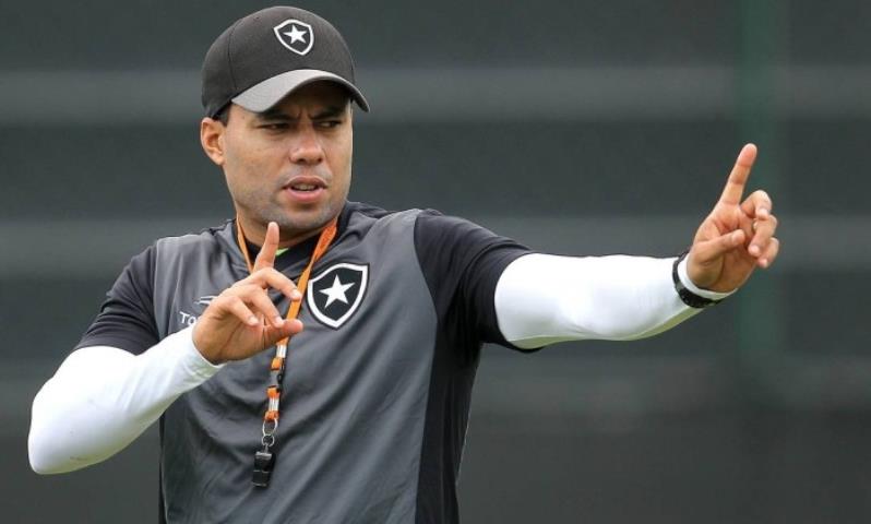 Rádio FERJ: Jair Ventura comenta o amadurecimento da base ao profissional como técnico