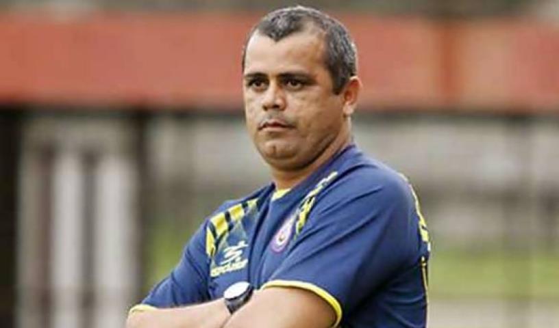 Macaé anuncia que disputará Série C e Roy será o treinador