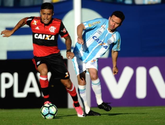 Flamengo arranca empate em Florianópolis com o Avaí-SC