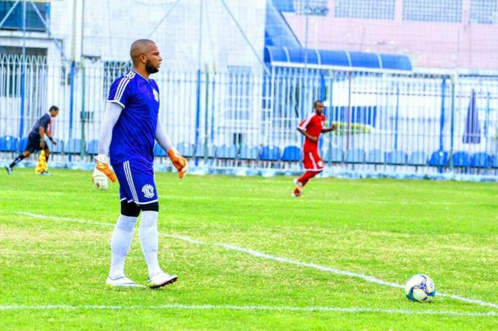 Goleiro menos vazado no turno, Felipe mostra confiança para sequência da B2