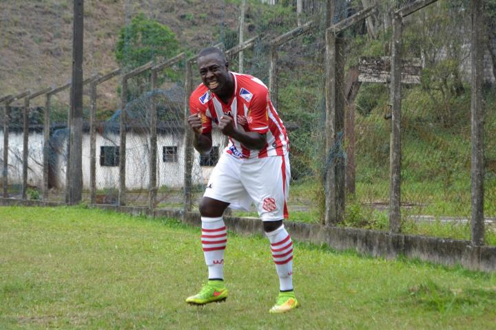 Bruno Luiz mostra confiança para partida de volta contra o Serrano