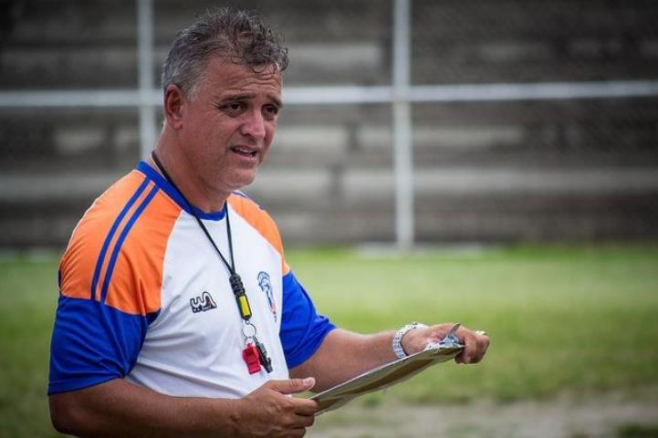 Duque de Caxias tem novo treinador