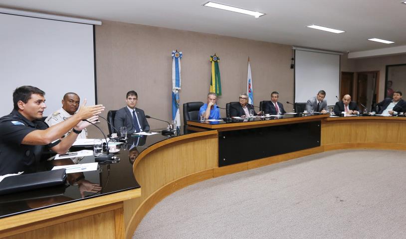 FERJ realiza debate do Plano Integrado de Segurança no Futebol