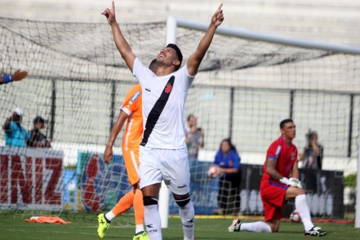 Vasco vence a primeira na Taça GB