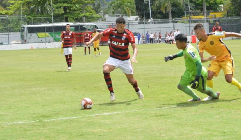 Fla vence e se reabilita no OPG