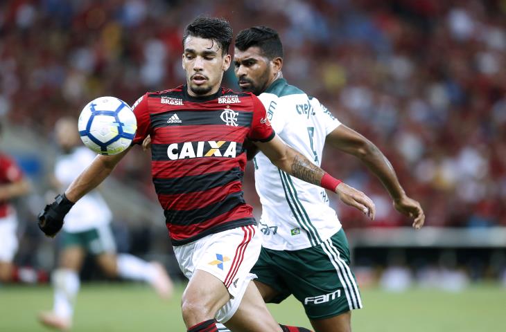 Marlos Moreno marca, Flamengo empata e segue na briga pelo Brasileirão