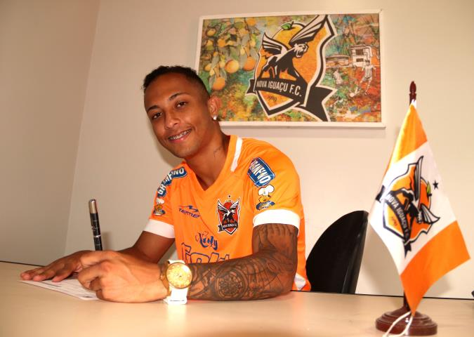 Lucas Campos é o primeiro reforço do Nova Iguaçu para o Carioca