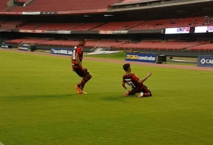 Flamengo fica perto da semifinal na Copa do Brasil Sub-17
