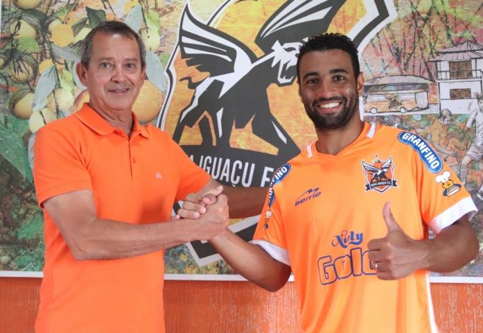 Bruno Veiga é mais um reforço do Nova Iguaçu