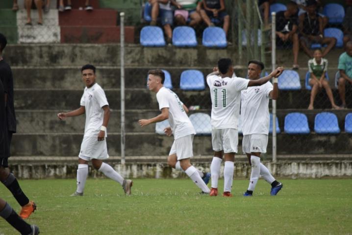 Fluminense vira sobre o Botafogo na rodada do Guilherme Embry