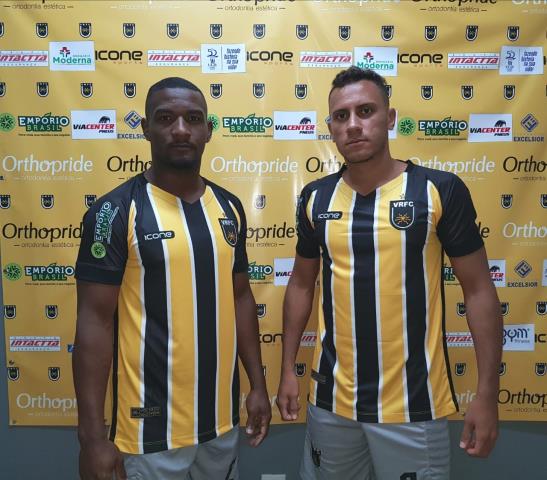 Voltaço acerta com os atacantes Renan Gorne e João Carlos