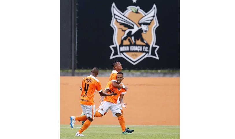 Nova Iguaçu estreia com o pé direito no Carioca
