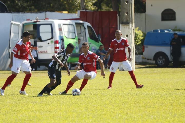 Americano estreia no Carioca com vitória sobre o America
