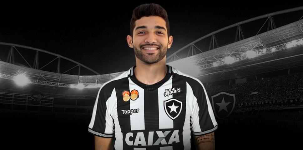 Alan Santos é o novo reforço do Botafogo para 2019