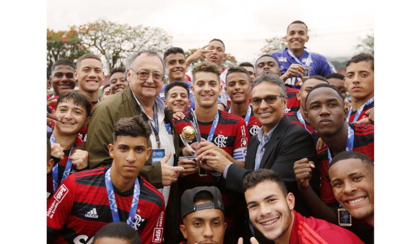 Flamengo conquista o Bi do Torneio Guilherme Embry