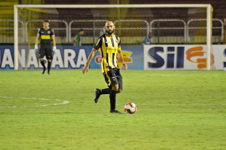 Voltaço recebe a Portuguesa na estreia da Taça Rio