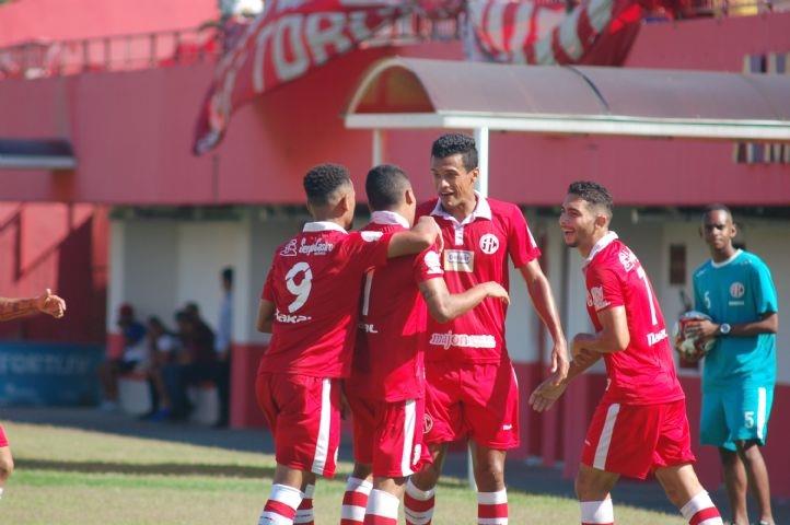 America vence o Bonsucesso e assume a liderança do Grupo X