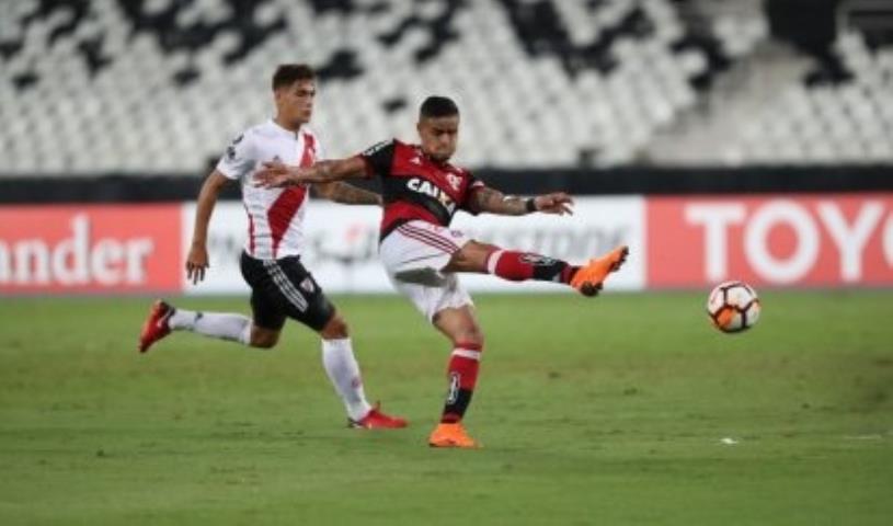 Flamengo empata com o River Plate-ARG na estreia da Libertadores