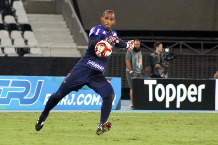 Célio Gabriel ressalta importância de um bom resultado do Bangu diante do Madureira