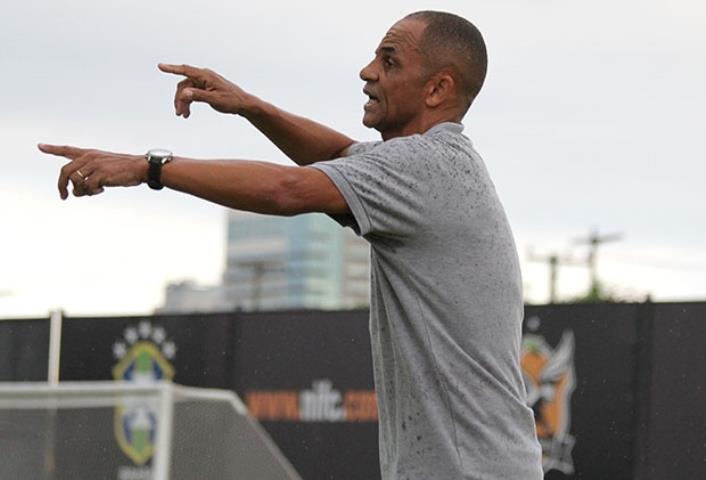 Edson Souza não é mais técnico do Nova Iguaçu