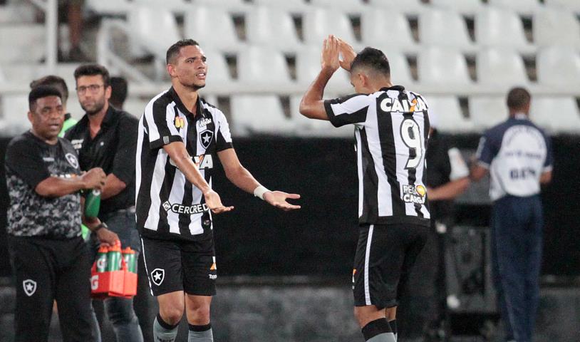 Botafogo elimina o Vasco e está na final da Taça Rio