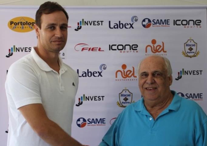 Felipe Conceição é o novo técnico do Macaé