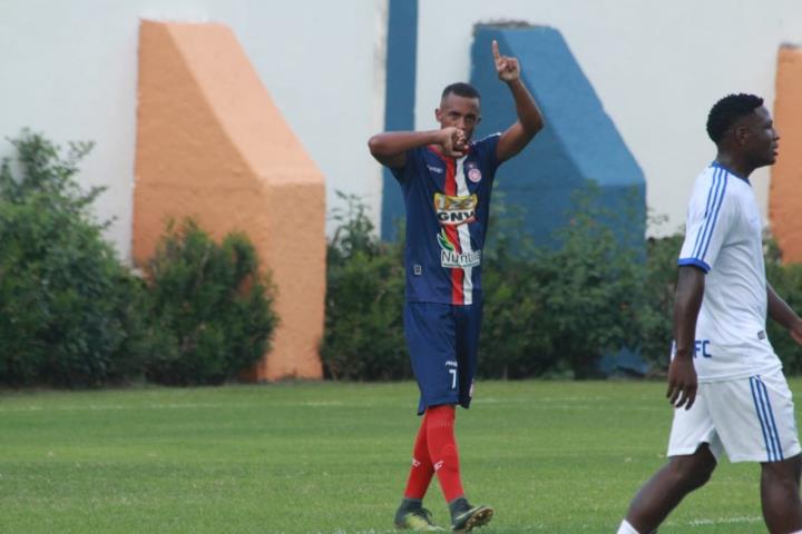 Jonnes elogia goleiro do Artsul e afirma que Gonçalense está em evolução