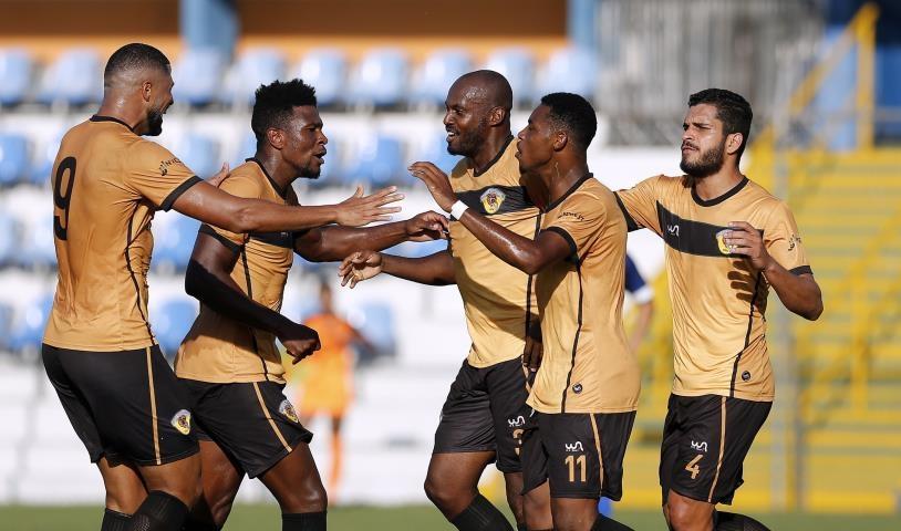 Tigres do Brasil bate o Carapebus e entra na disputa da liderança