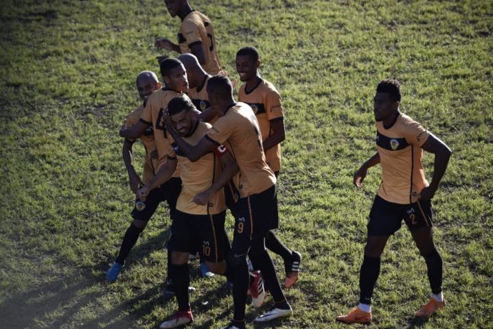 Tigres do Brasil vence o Serrano de virada e segue líder do Grupo B