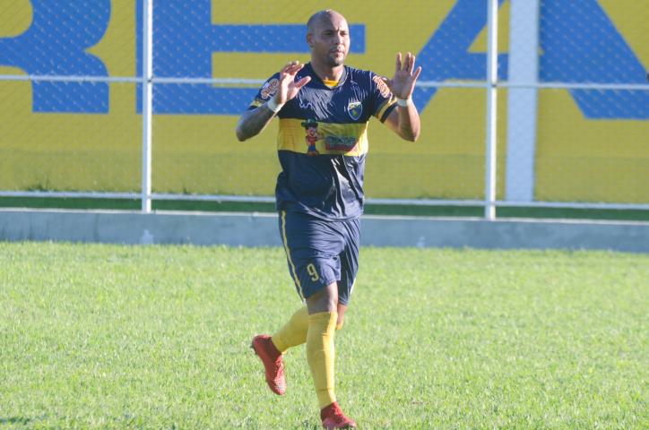 Comparado a Cristiano Ronaldo, Léo Guerreiro quer acesso do Sampaio e artilharia da Série B1