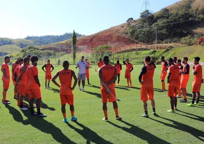 Voltaço embarca para Erechim pensando na reabilitação