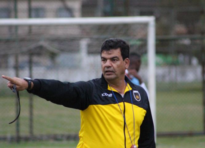 Moacir Júnior é apresentado e inicia trabalho no Voltaço