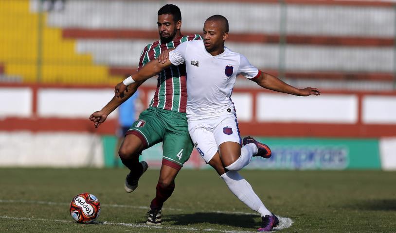 Barra arranca empate no último minuto