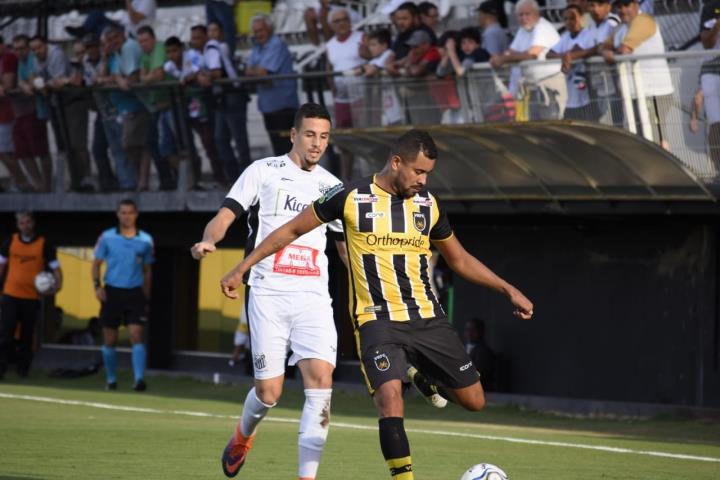 Voltaço emplaca a terceira vitória seguida na Série C