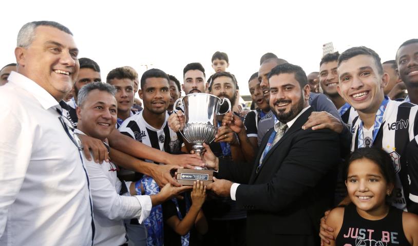 Americano conquista a Taça Santos Dumont