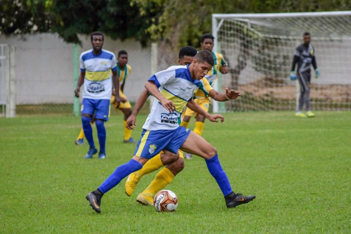 São José bate o Brasileirinho e segue vivo na Série C