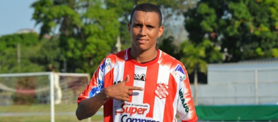 Pingo elogia estrutura de treinamentos do Bangu para a estreia na Taça GB