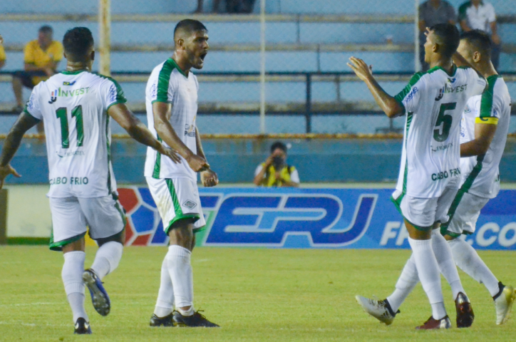 Centroavantes fazem a diferença para a Cabofriense