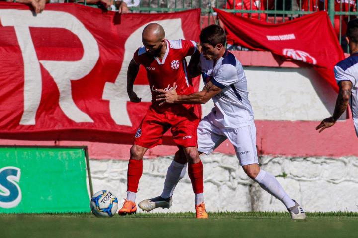 America está de volta à elite