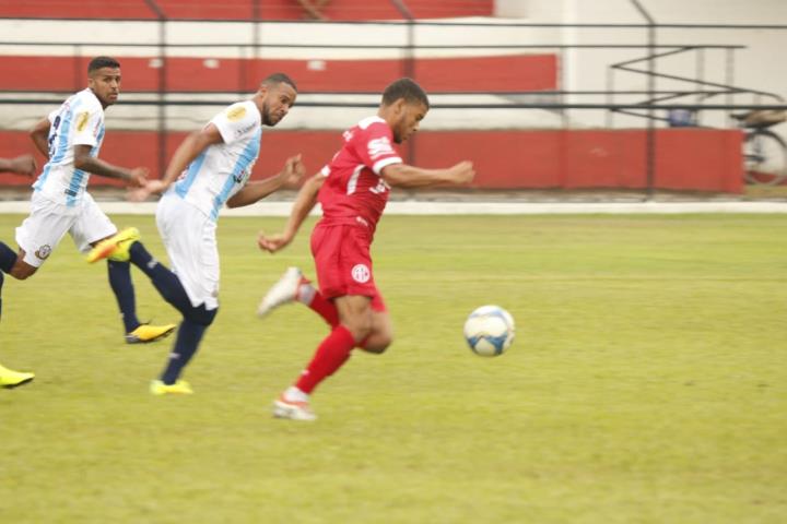 Macaé e America empatam em Cardoso Moreira