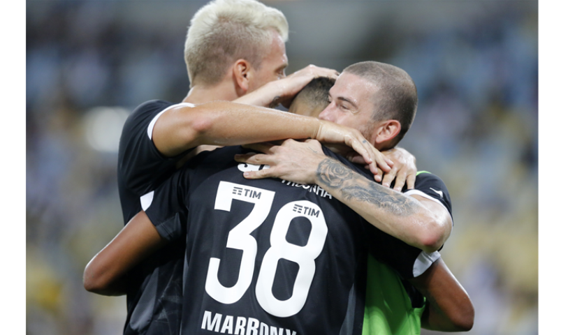 Vasco é o primeiro finalista da Taça GB